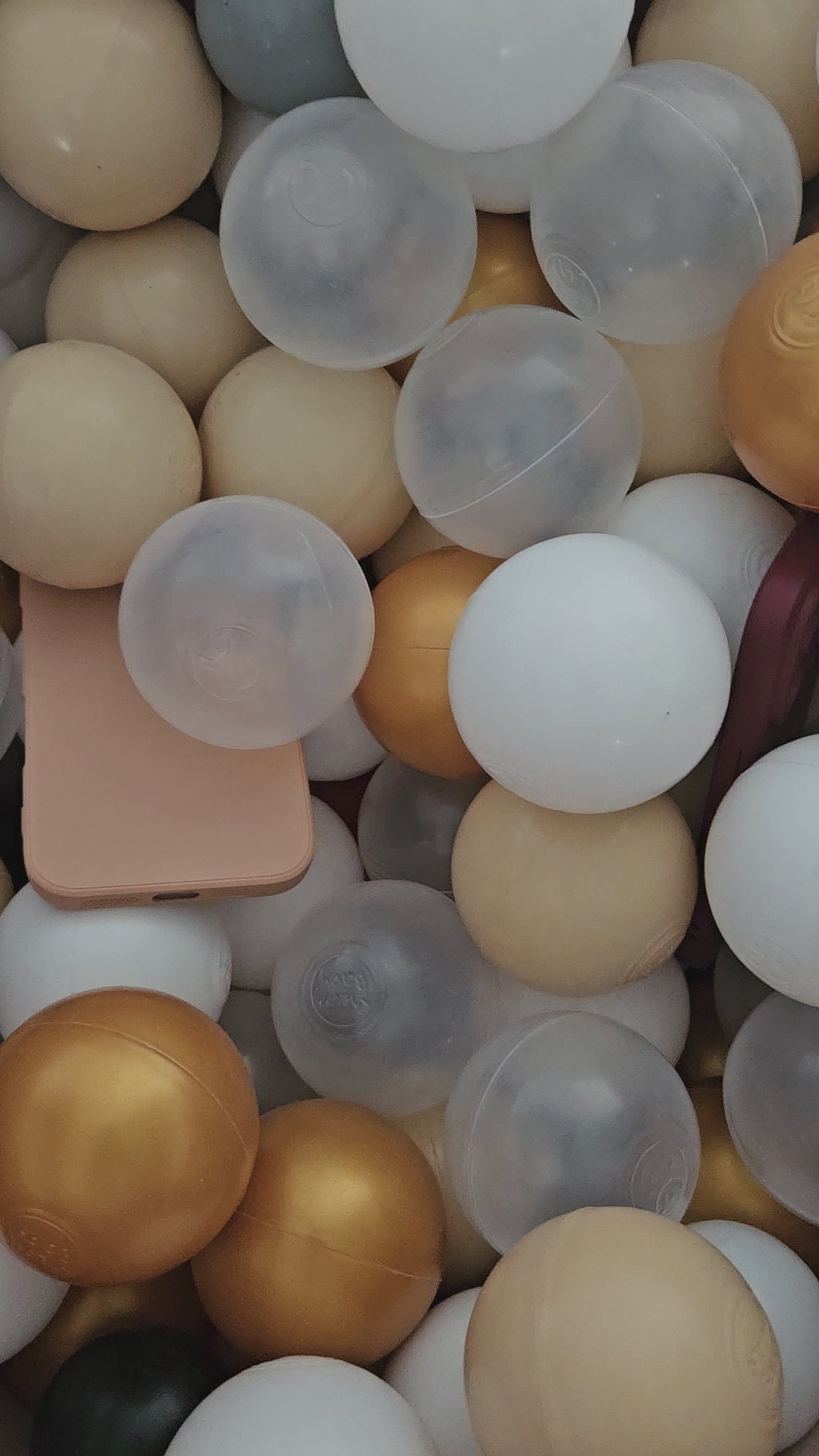 Coque NUNOV pour iPhone 16 Pro - Ultra fine & Matte