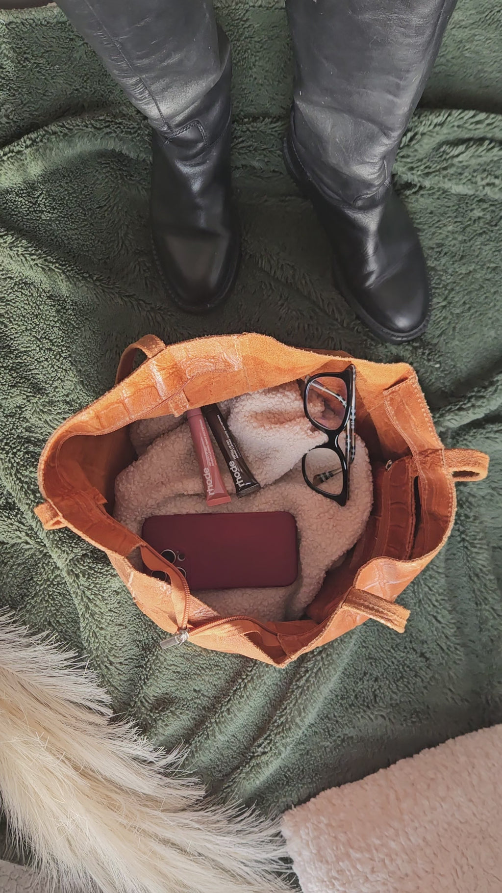 Coque NUNOV pour iPhone 16 Pro - Ultra fine & Matte